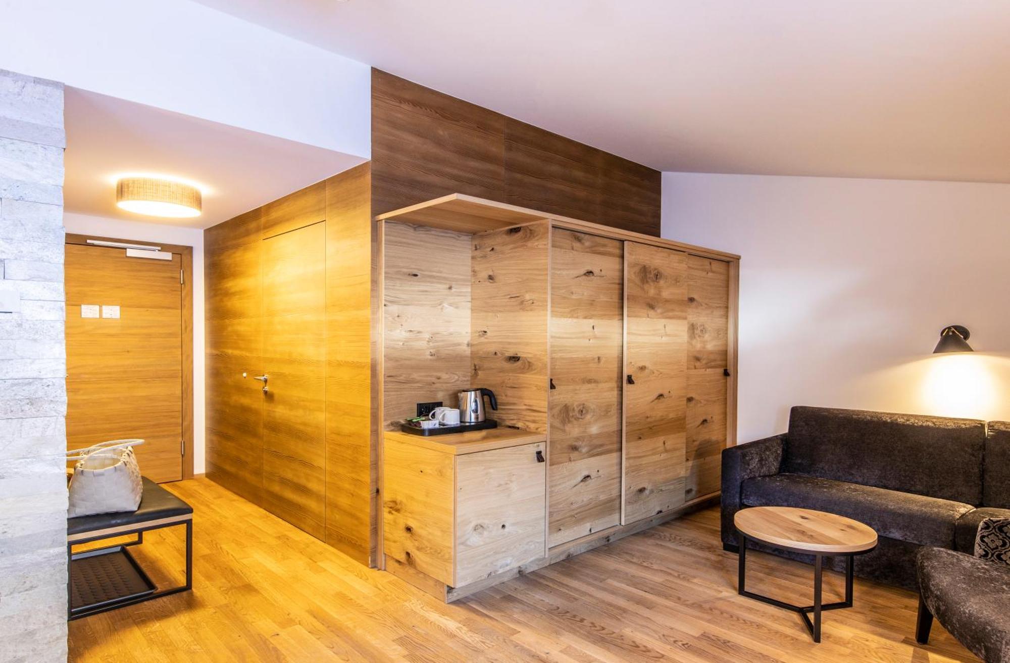 Alpen Post Hotel 4*
